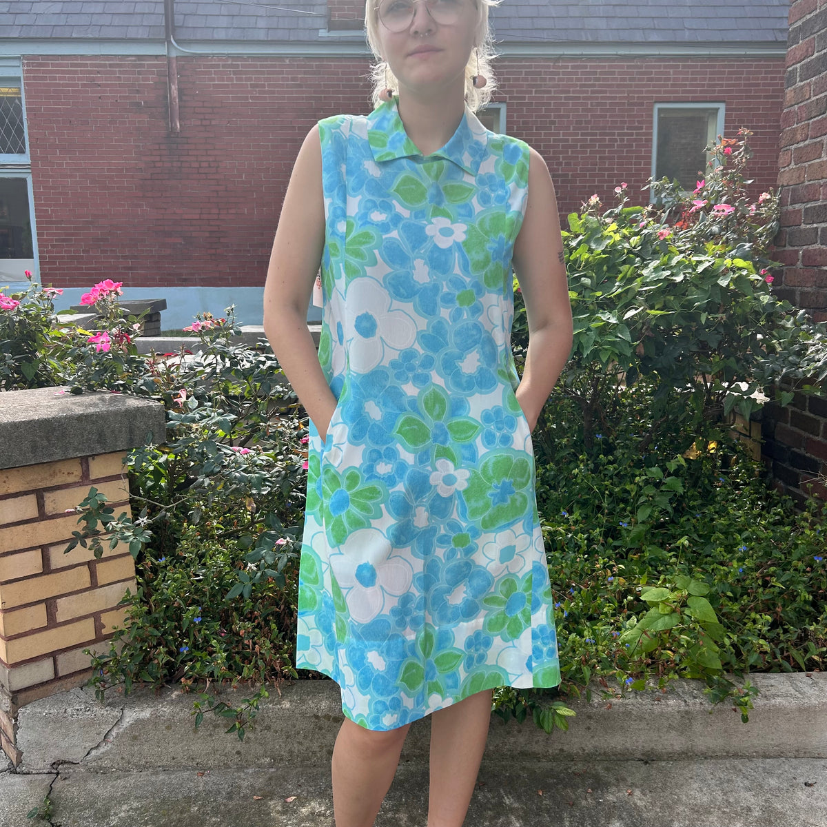 1960s floral shift dress w/ front pockets – Hey Tiger