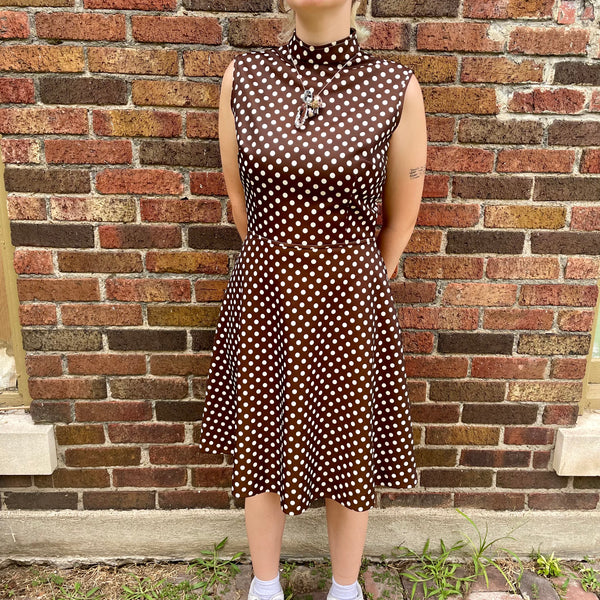 70s Burnsville polka dot dress // Sz 10 // available at hey tiger Louisville 