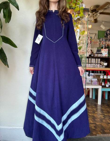 Dark blue Jolie two fleece dress