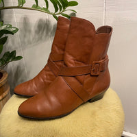 Vintage Selby brown leather buckle boots size 8 (HT23117)