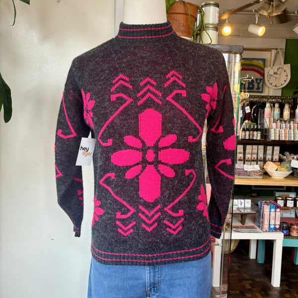 80s/90s mock neck sweater