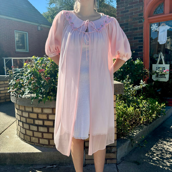 50s/60s pink Peignoir robe 