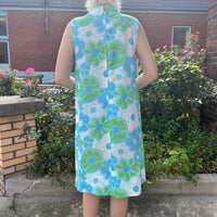 1960s floral shift dress w/ front pockets