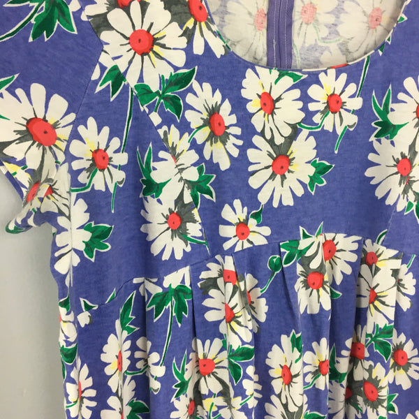 Vintage 80s 90s Daisy floral Print Knee length Baby Doll dress Hey Tiger Vintage 80s 90s Daisy floral Print Knee length Baby Doll dress Hey Tiger