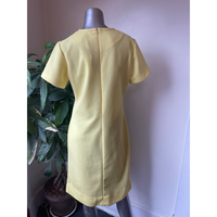 Vintage 50s 60s Alan Green short sleeve lemon yellow dress // Size 14 (HT2331)
