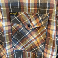 Vintage Wrangler Western Wear Plaid Pearl Snap Flannel Shirt // Unisex Size Medium // hey tiger louisville ky