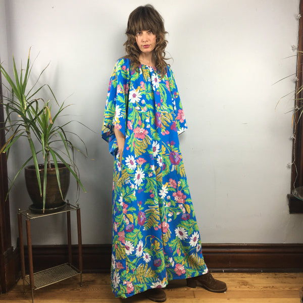 women's moo moo dresses Vintage 60s 70s floral Aloha MuuMuu dress with Pocket // One Size – Hey Tiger