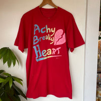 Vintage 80s 90s Red Achy Breaky Heart tee (ht2329)