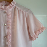 Vintage 50s 60s bubblegum pink blouse with scalloped ruffle detail // large