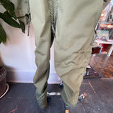 Vintage army green military flight suit // Size Small Short (HT2354)